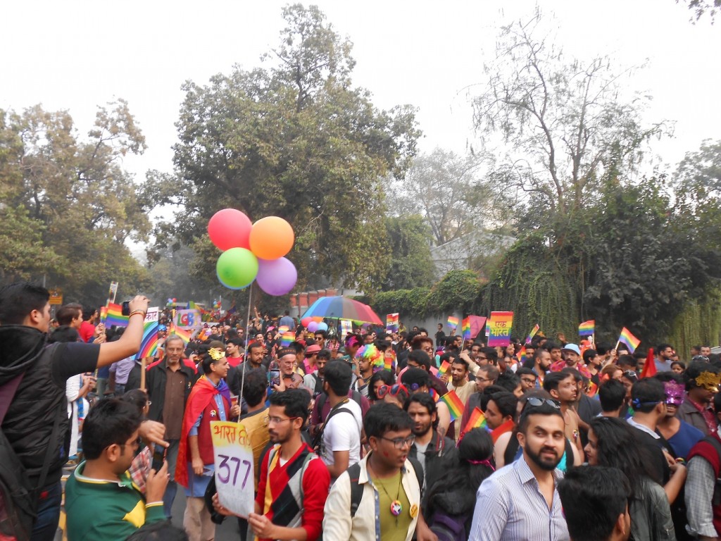 delhi_pride_crowd