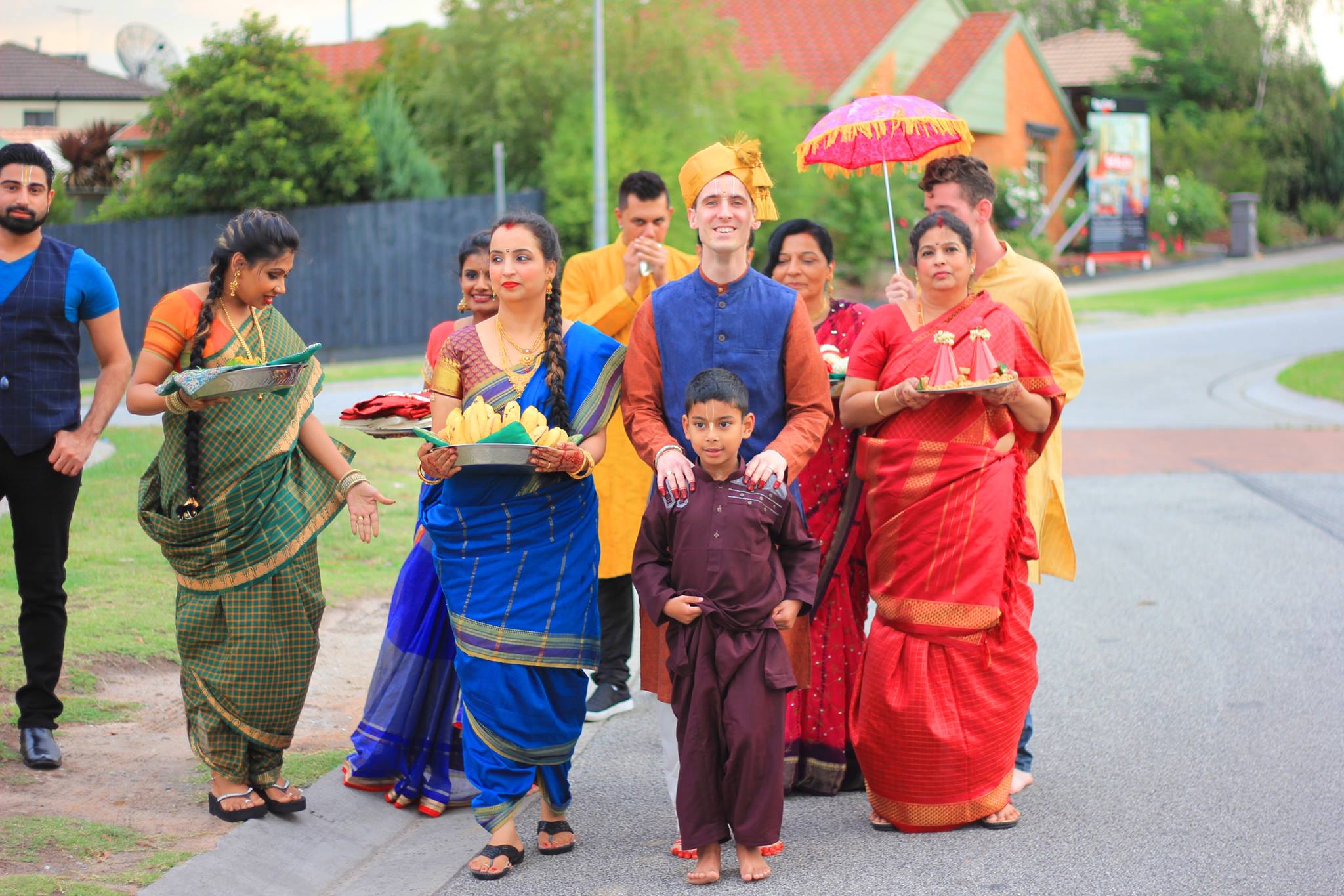 The engagement ceremony started with a short procession of John McCane coming to Salaphaty Rao's home with his party carrying sweets, bettle leaf, fruits, coconut, garlands which are collectively known as ‘seer’ or gifts.