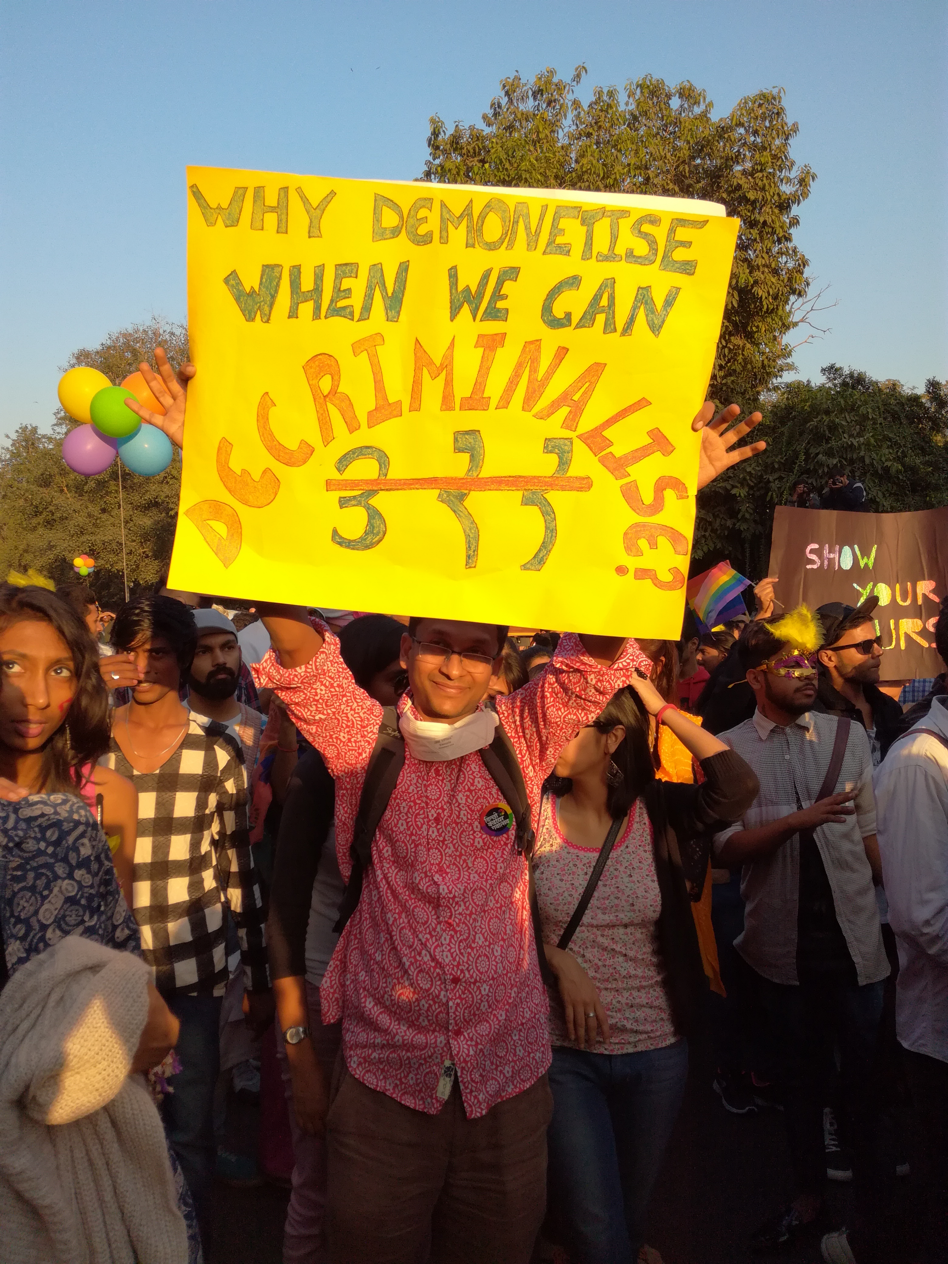 Placard decrying demonetisation at Delhi Queer Pride 2016