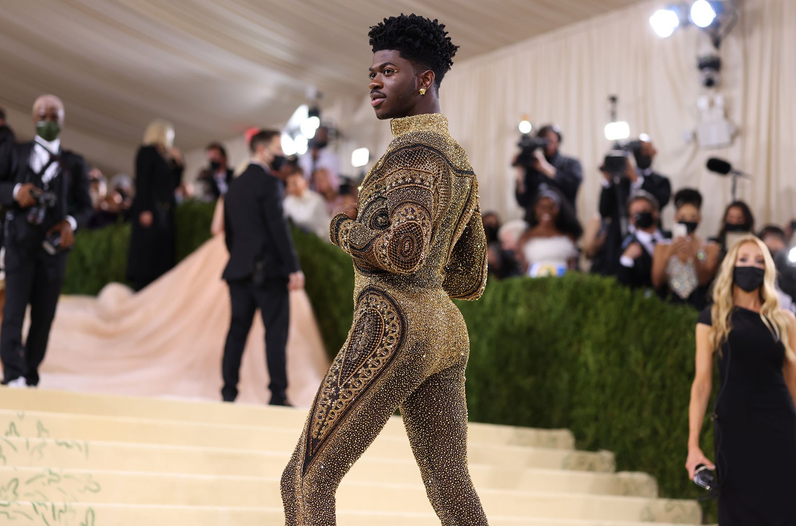 The men of the Met Gala did not disappoint at all and sashayed down the red...